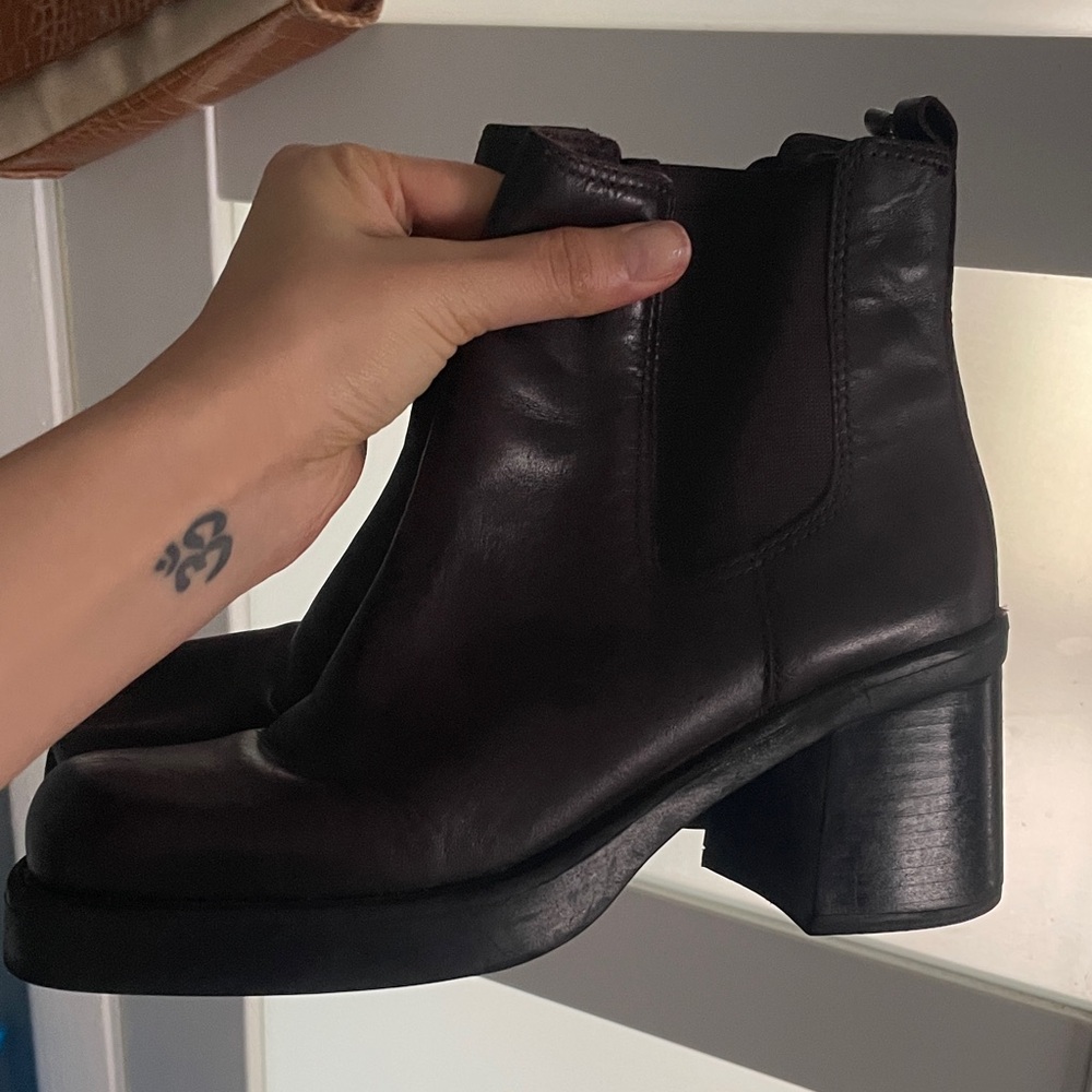 MIA classic oxblood Leather squared toe Booties MIA // Zara// urban outfitters